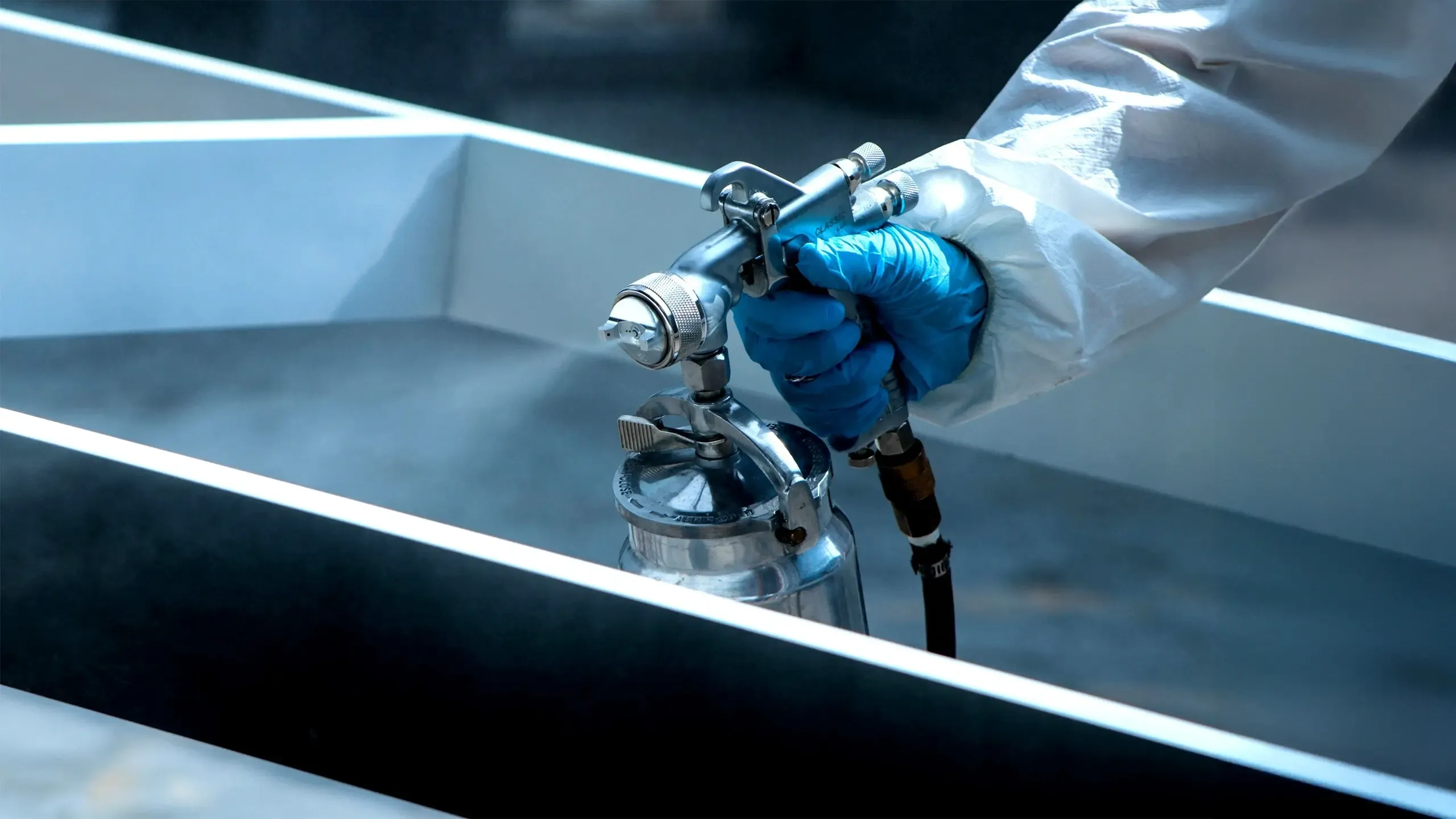 Procesos de Aplicación y Optimización aplicando pintura spray