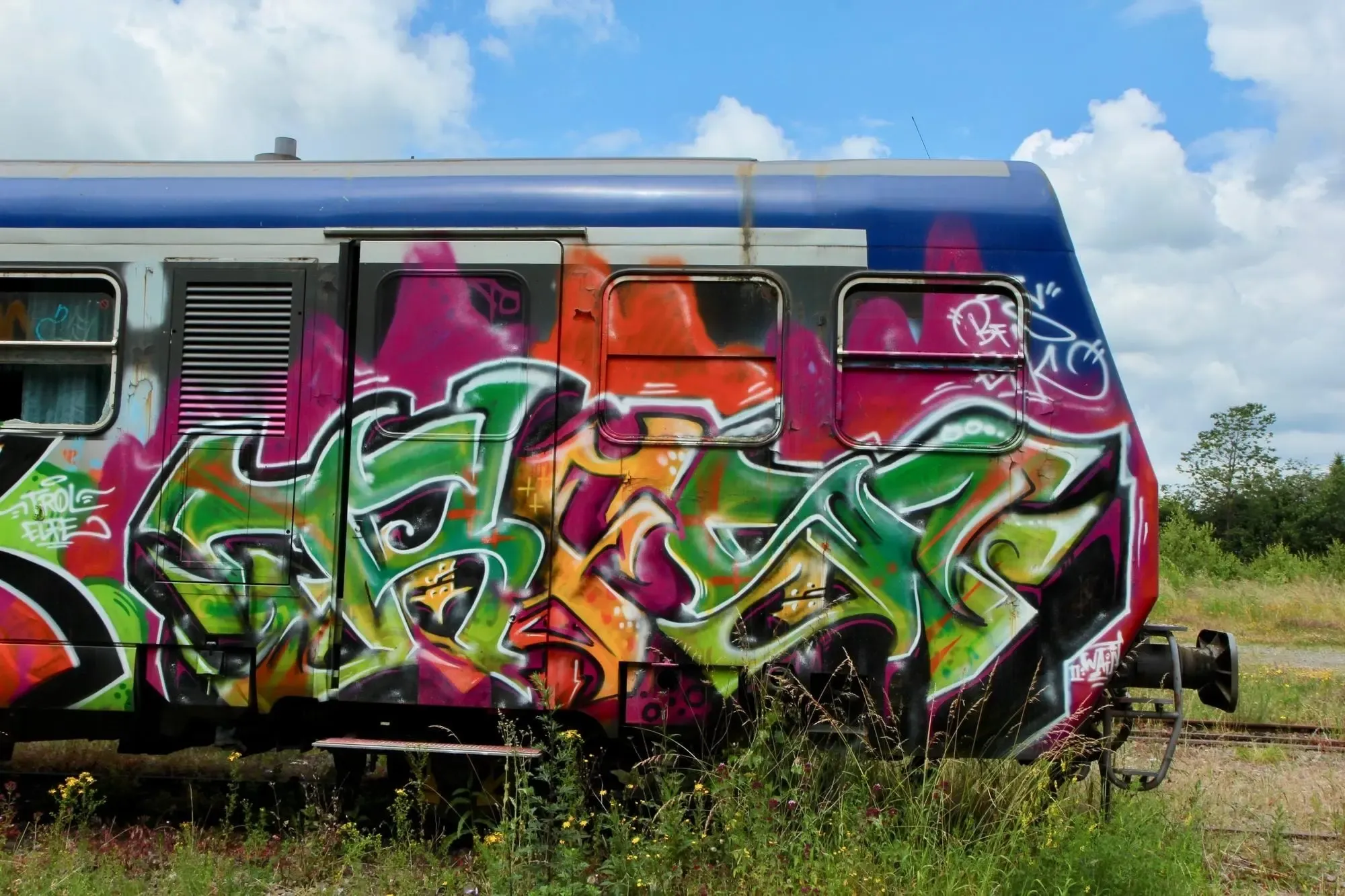 BPCOAT – AG Series (Antigraffiti) graffiti tren colorido